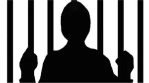 مدة إيداع الطفل مرتكب الجريمة في الأحداث لا تتجاوز 15 سنة.. لماذا؟ تفسير قانوني يوضح أسباب التحديد